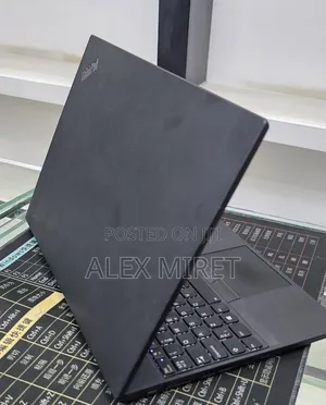 New Laptop Lenovo ThinkPad T490s 16GB Intel Core i5 SSD 256GB