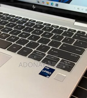 New Laptop HP EliteBook 830 G9 16GB Intel Core i7 SSD 512GB