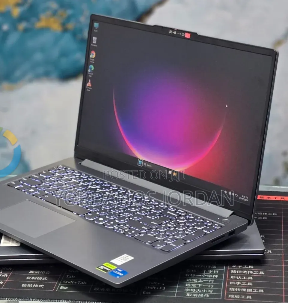 New Laptop Lenovo LOQ 15ARP9 16GB Intel Core i5 SSD 512GB