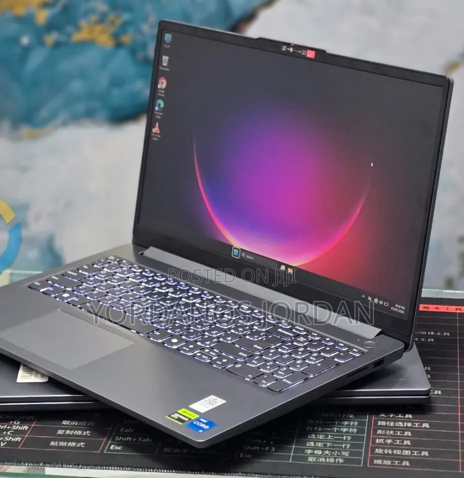 New Laptop Lenovo LOQ 15ARP9 16GB Intel Core i5 SSD 512GB