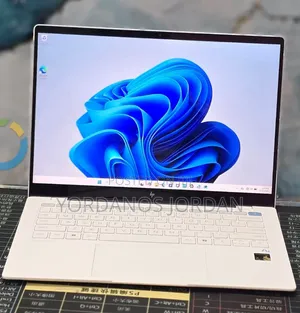 New HP OmniBook X Flip 14" 16GB Qualcomm Snapdragon X Elite SSD 1T