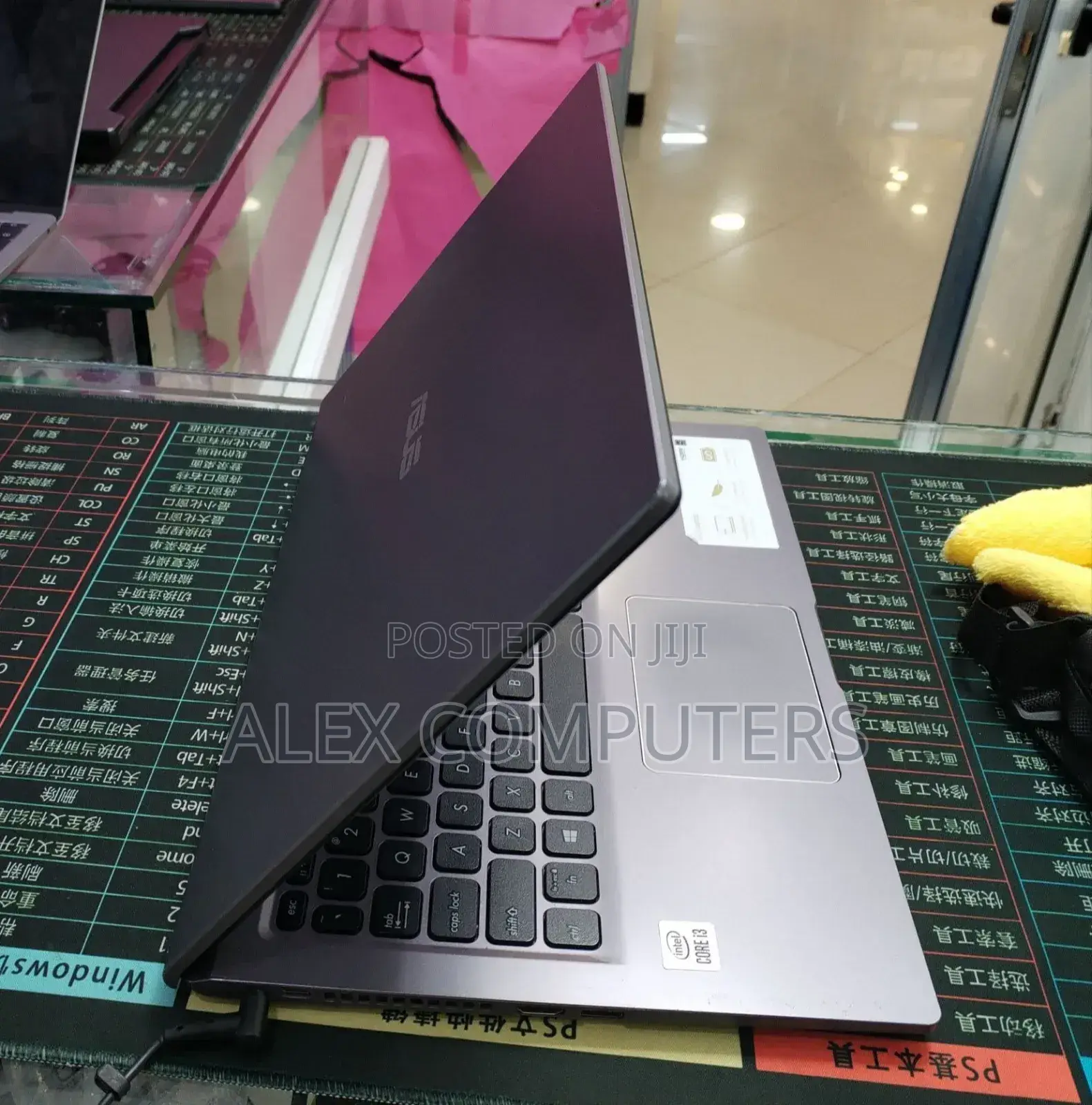 New Laptop Asus VivoBook S500CA 8GB Intel Core i3 SSD 256GB