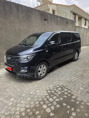 Hyundai Starex 2020 Black