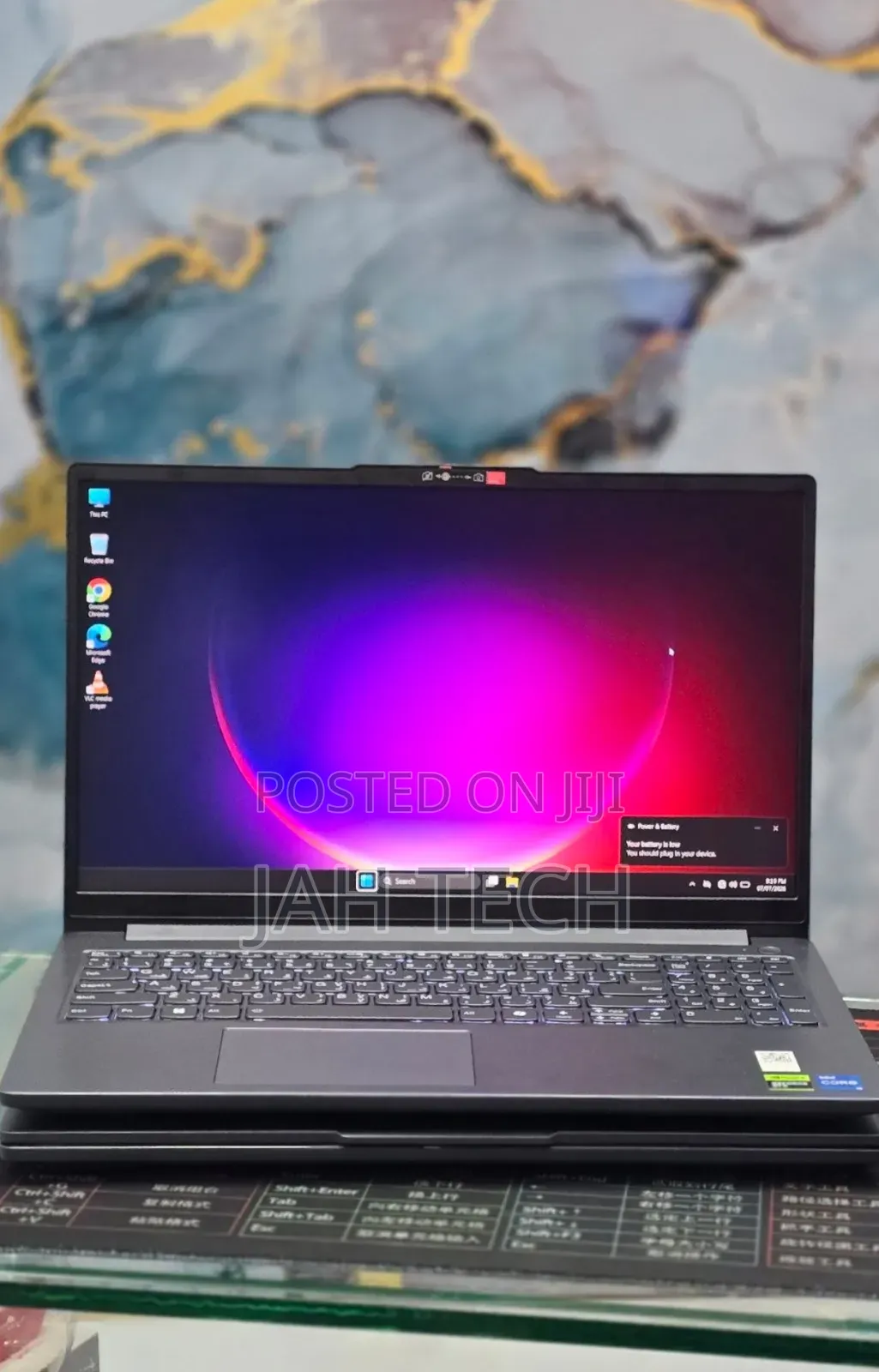 New Laptop Lenovo LOQ 15ARP9 12GB Intel Core i5 SSD 512GB
