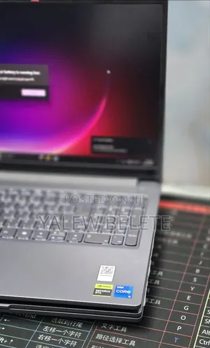 New Laptop Lenovo LOQ 15AHP10 12GB Intel Core i5 SSD 512GB