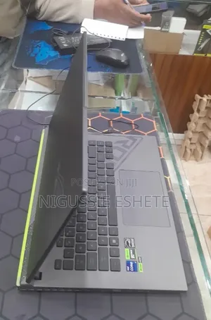 New Laptop Asus ROG Strix G16 G614 16GB Intel Core i9 SSD 1T