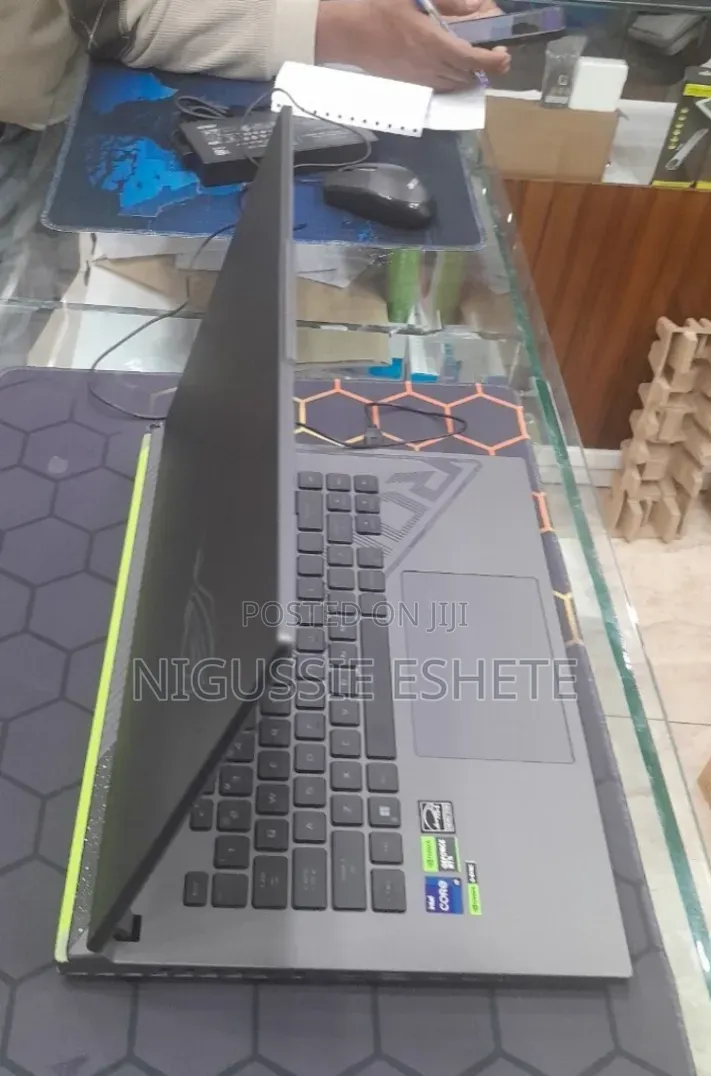 New Laptop Asus ROG Strix G16 G614 16GB Intel Core i9 SSD 1T