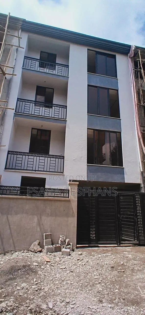 6bdrm House in G+3, Bole for rent