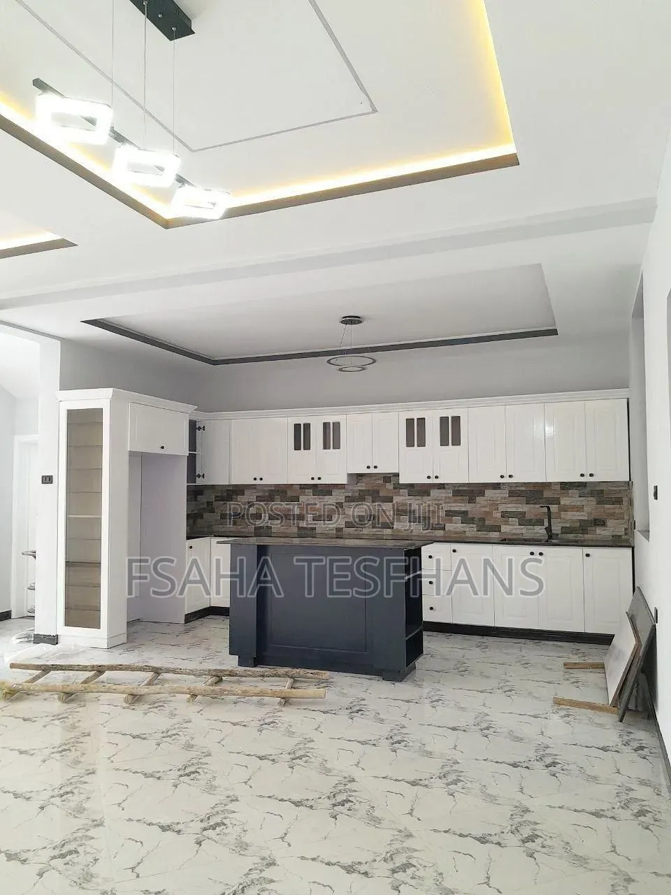 5bdrm House in G+2, Bole for rent