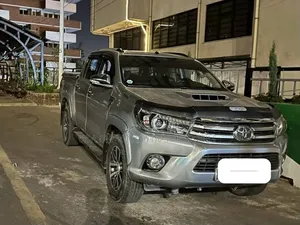 Toyota Hilux 2018 Silver