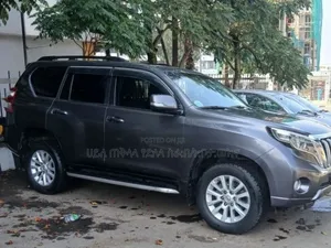 Toyota Land Cruiser Prado 2015 Maroon