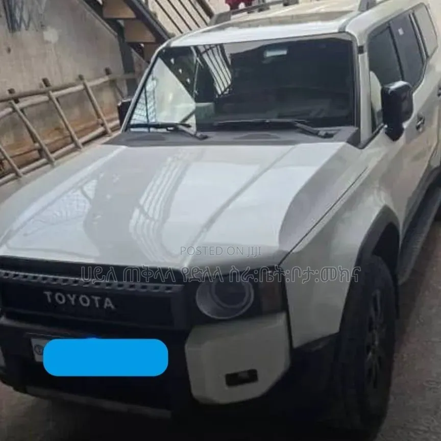 New Toyota Land Cruiser Prado 2023 Off white