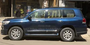 Toyota Land Cruiser 2017 Beige