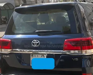 Toyota Land Cruiser 2017 Beige
