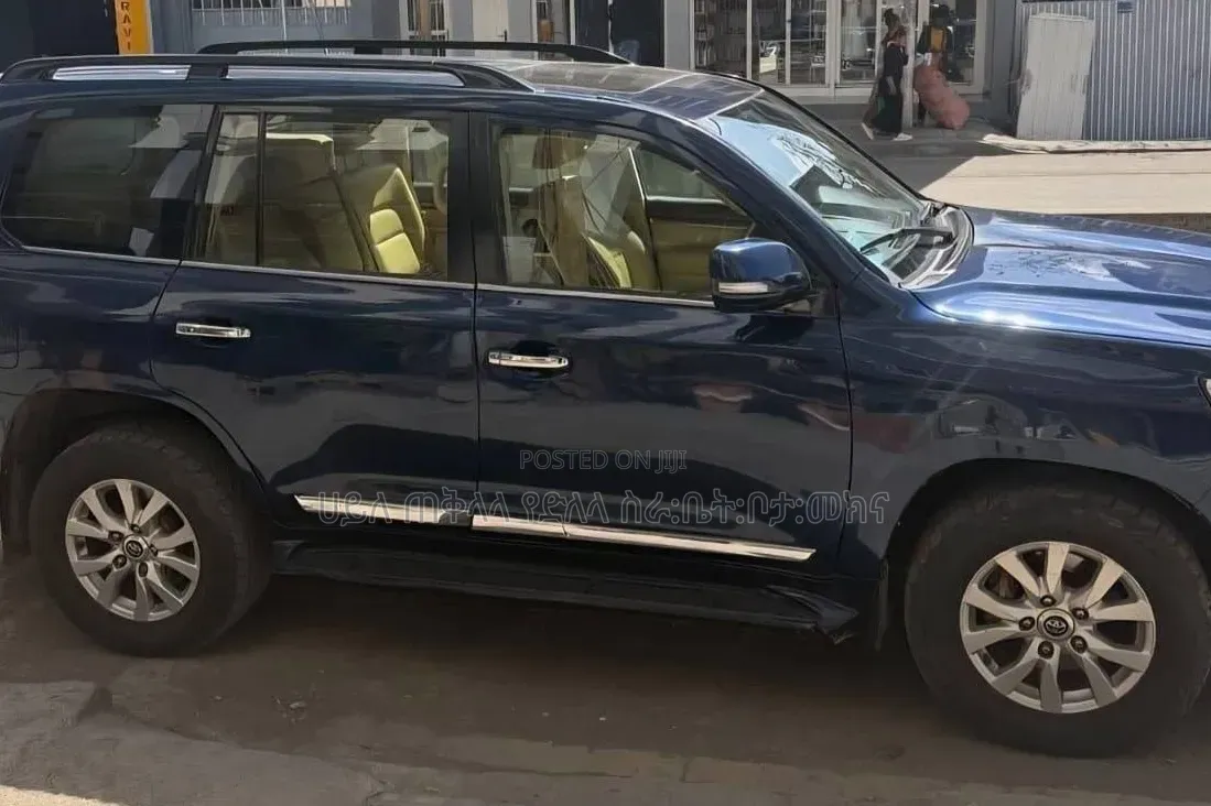 Toyota Land Cruiser 2017 Beige