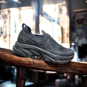 Goupu Flat Men's