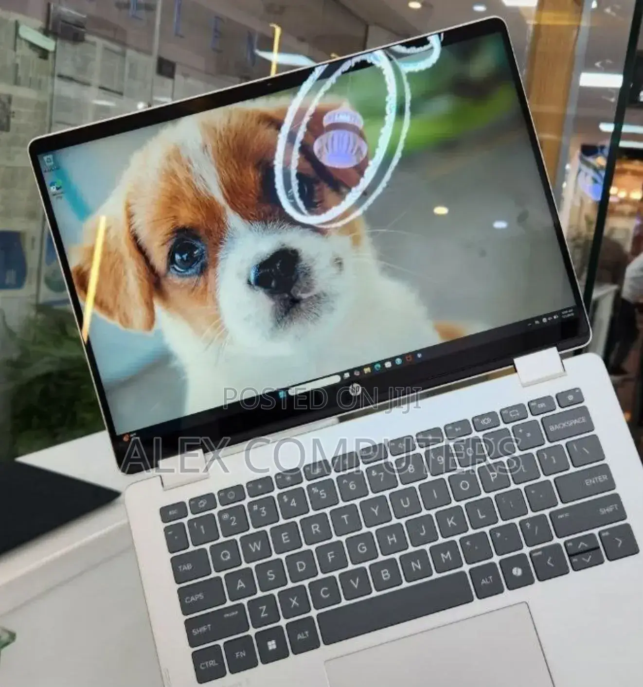 New Laptop HP OmniBook 5 14" 8GB Intel Core 5 SSD 512GB