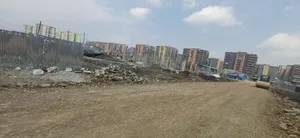 የሚሸጥ መሬት አያት አካባቢ