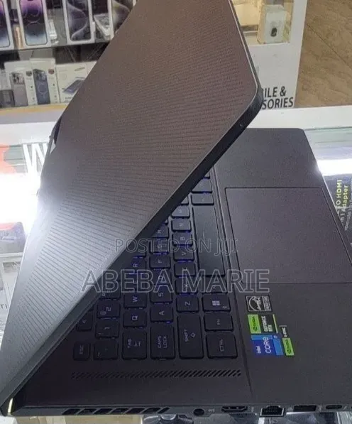 New Laptop Asus ROG Zephyrus G16 16GB Intel Core i7 SSD 1T