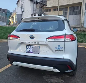 Toyota Corolla Cross Hybrid 2023