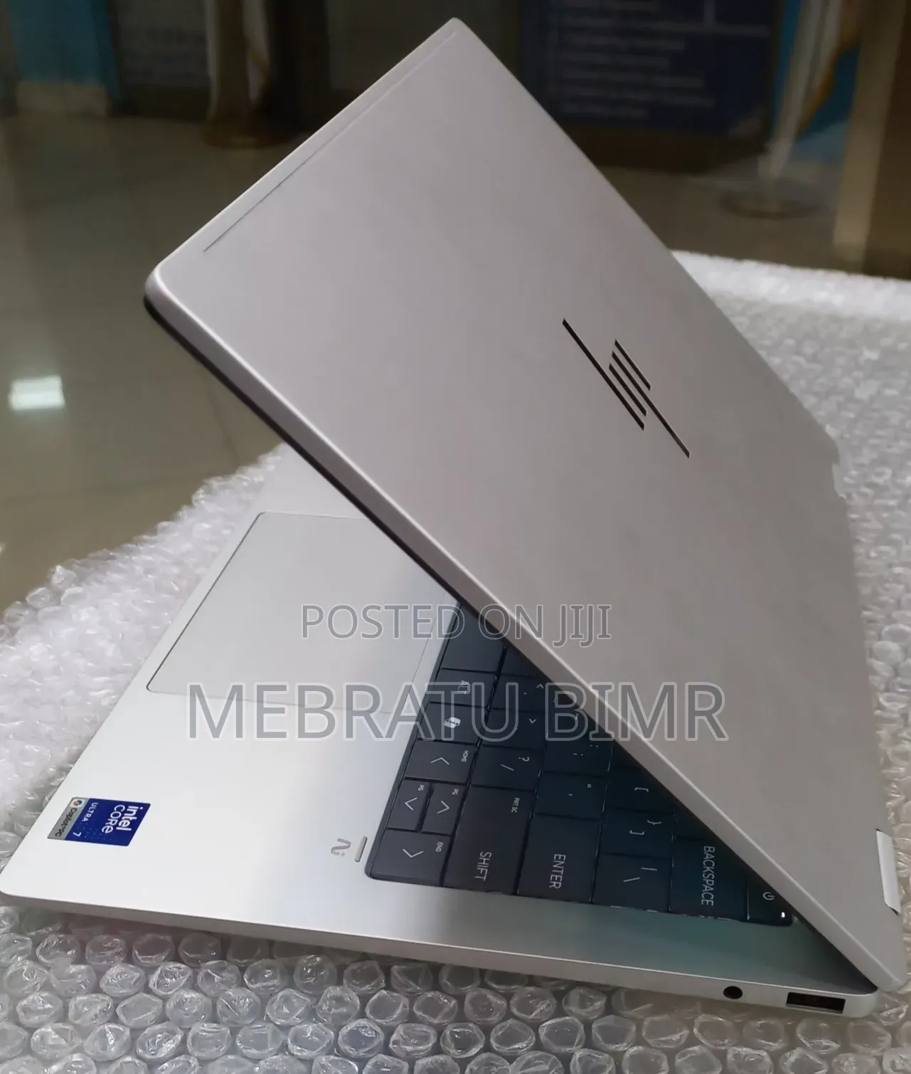 New Laptop HP OmniBook X Flip 14" 16GB Intel Core Ultra 7 SSD 1T
