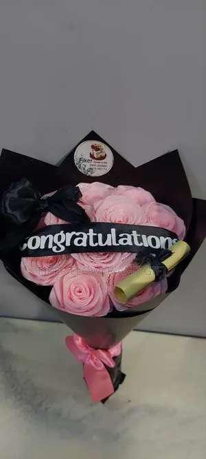 Graduation Flower Bouquet የምርቃት አበባ