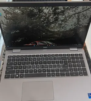 New Laptop Dell Latitude 5540 16GB Intel Core i7 SSD 512GB