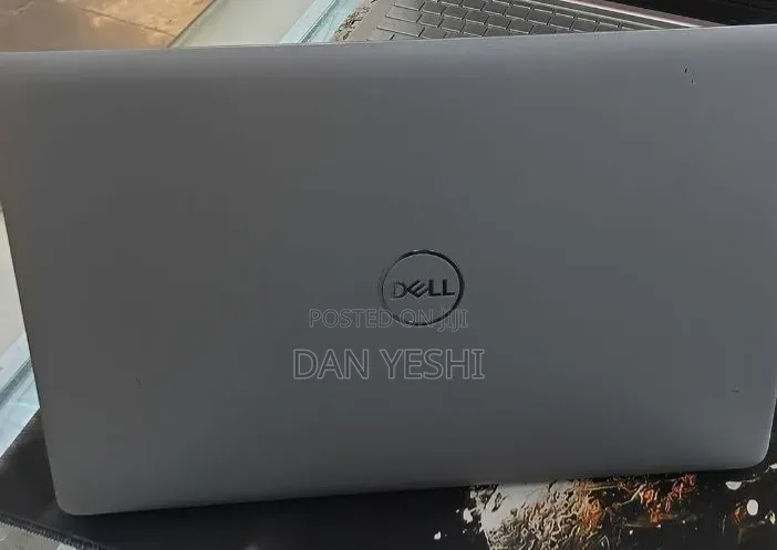 New Laptop Dell Latitude 5540 16GB Intel Core i7 SSD 512GB