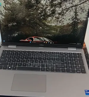 New Laptop Dell Latitude 5540 16GB Intel Core i7 SSD 512GB