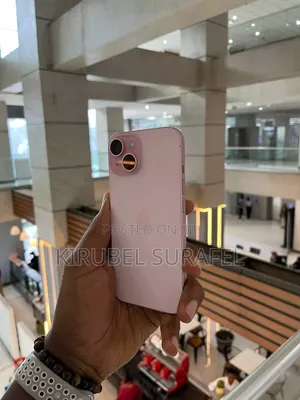 New Apple iPhone 15 128 GB Pink