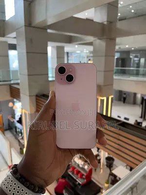 New Apple iPhone 15 128 GB Pink