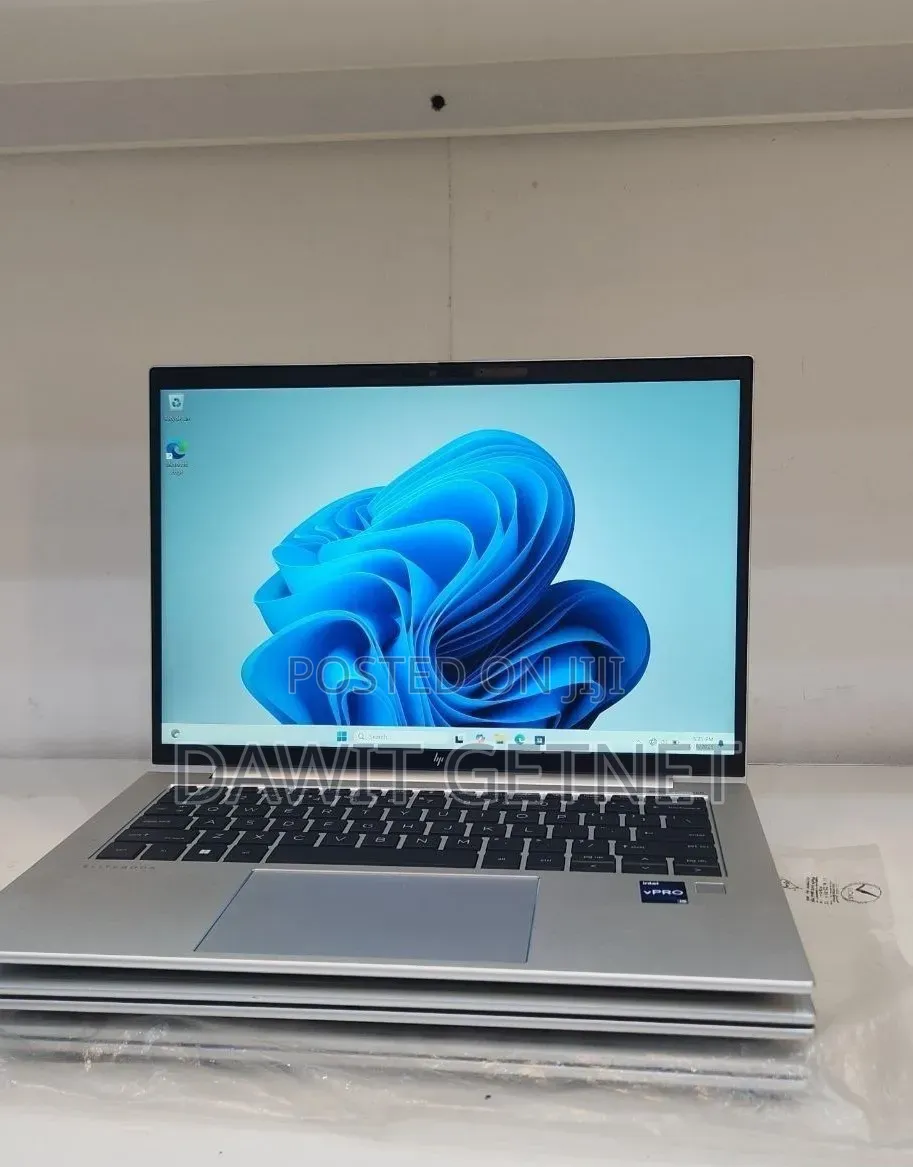 New Laptop HP EliteBook 840 G9 16GB Intel Core i5 SSD 512GB