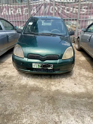 Toyota Yaris 1.5 2000 Green