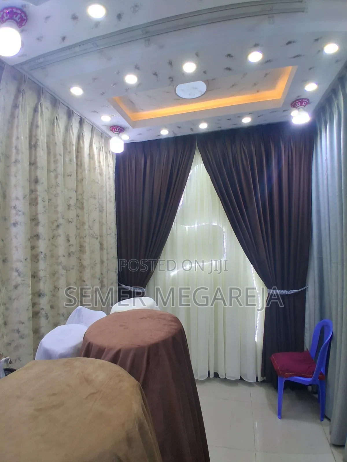 Best Salon Curtain