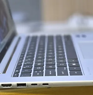 New Laptop HP EliteBook 840 G10 16GB Intel Core i7 SSD 512GB