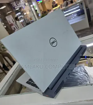 New Laptop Dell G15 5510 16GB Intel Core i7 SSD 512GB