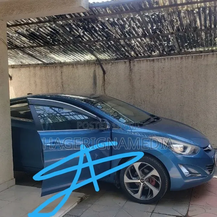 Hyundai Avante 2014 Blue