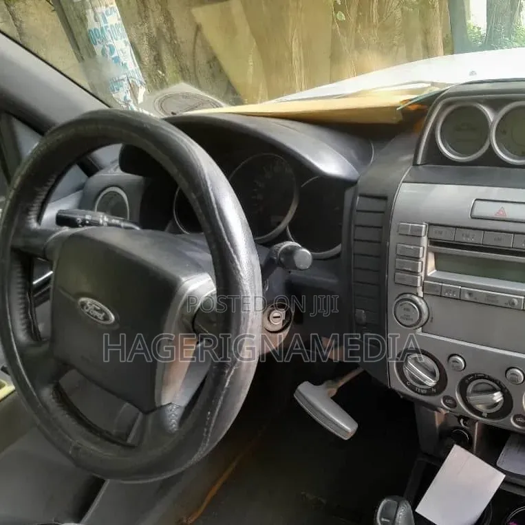 Ford Ranger 2011 White