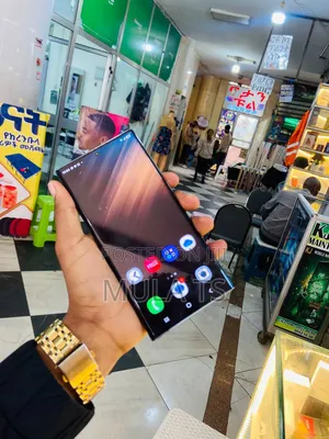 New Samsung Galaxy S22 Ultra 5G 128 GB Black