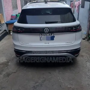 Volkswagen ID.6 2023 White