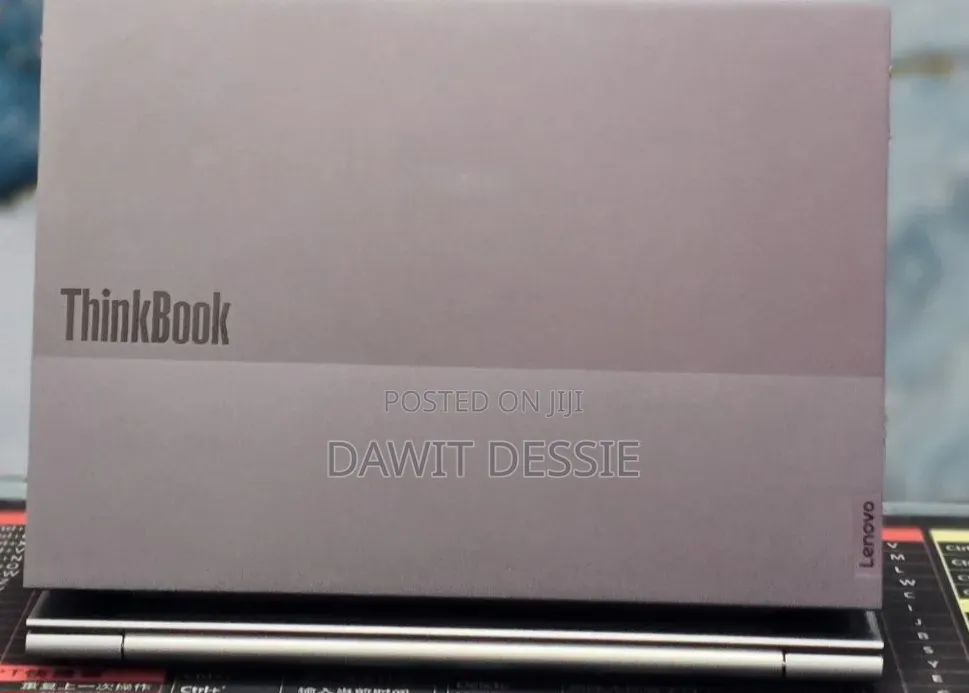 New Laptop Lenovo 16GB Intel Core Ultra 7 SSD 512GB