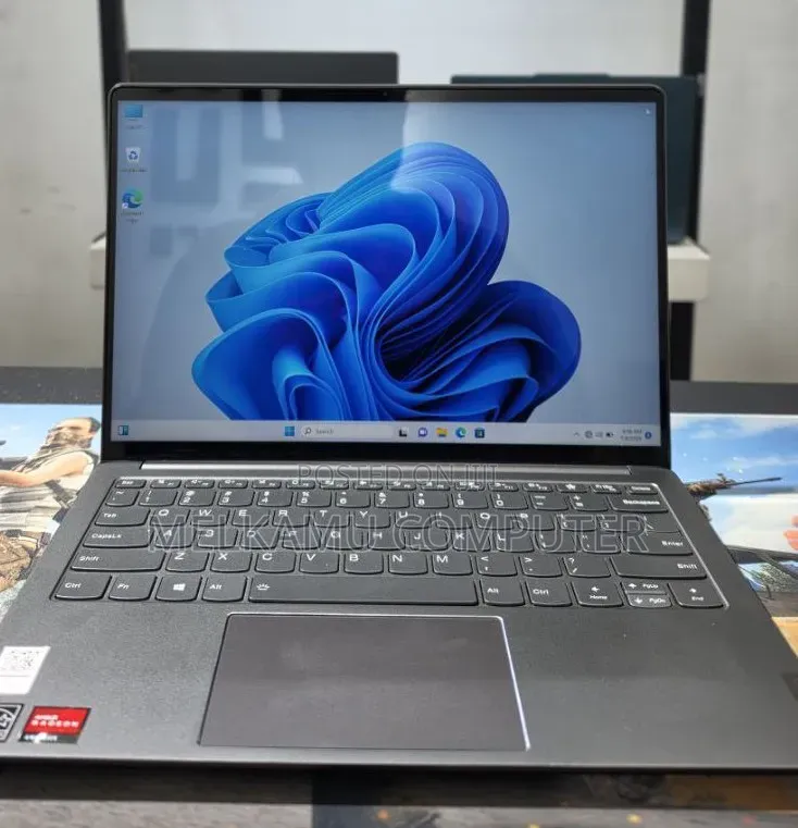 New Laptop Lenovo ThinkPad Edge 14 16GB AMD Ryzen 7 SSD 512GB