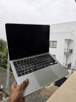 New Laptop Apple MacBook Air 2020 M1 8GB Apple M1 SSD 500GB