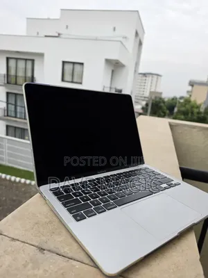 New Laptop Apple MacBook Air 2020 M1 8GB Apple M1 SSD 500GB