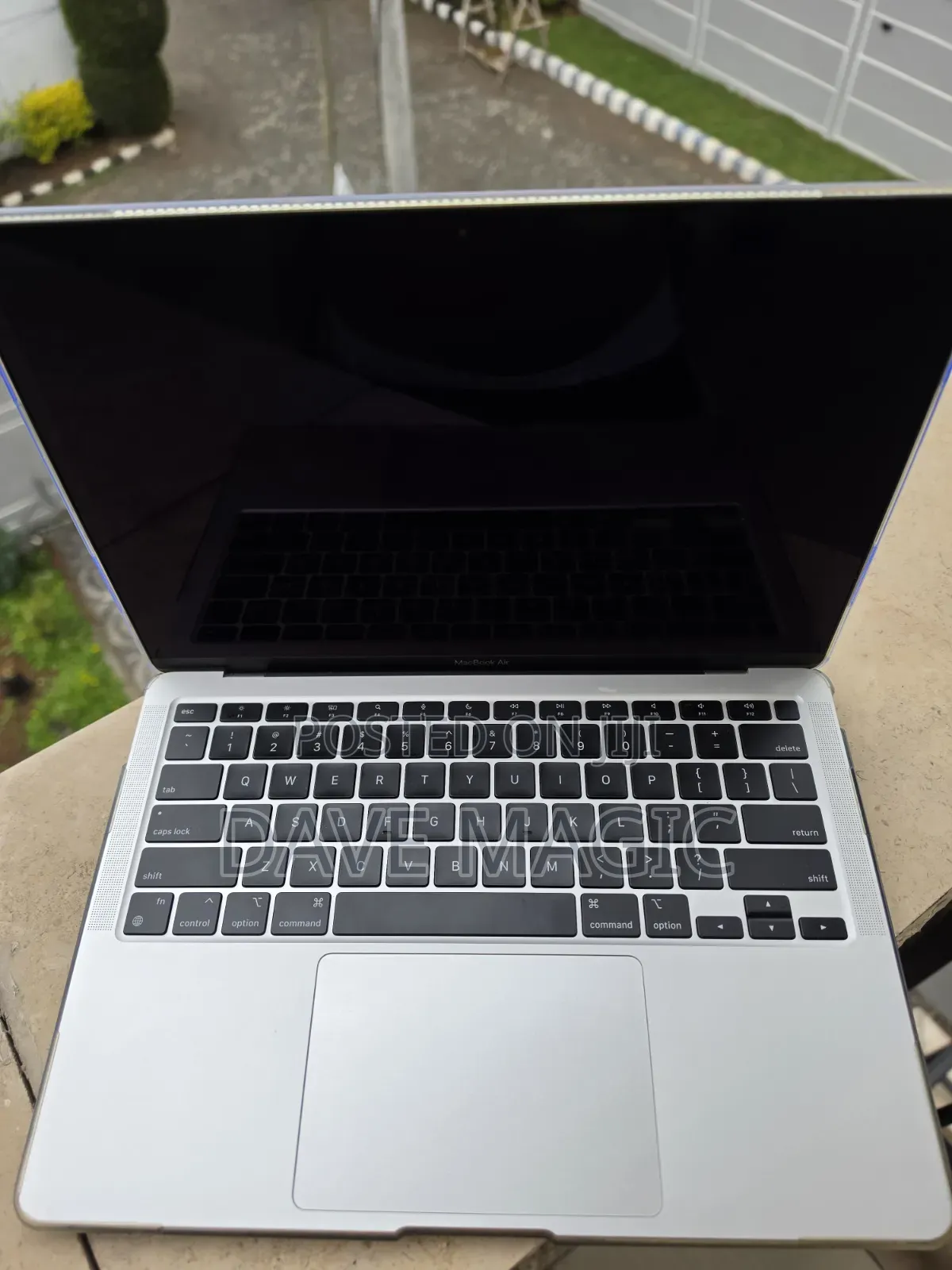 New Laptop Apple MacBook Air 2020 M1 8GB Apple M1 SSD 500GB