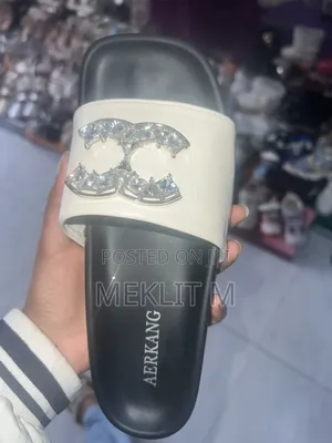 Woman Shoe