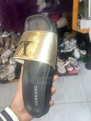 Woman Shoe