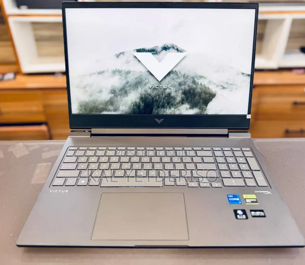 New Laptop HP 16GB Intel Core i7 SSD 1T