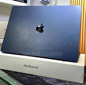 New Laptop Apple MacBook Air 2025 M4 16GB Apple M4 SSD 256GB