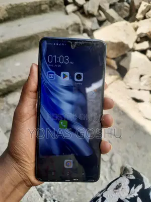 Tecno Spark 20 128 GB Blue